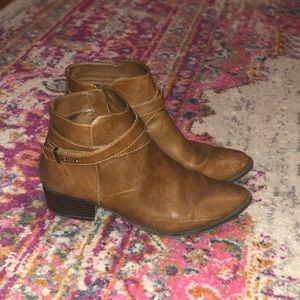 Lauren Conrad booties